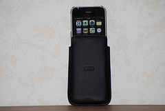 Artwizz Leather Pouch